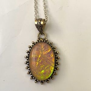 Beautiful Australian triplet Opal 825 marked on a 925 marked chain